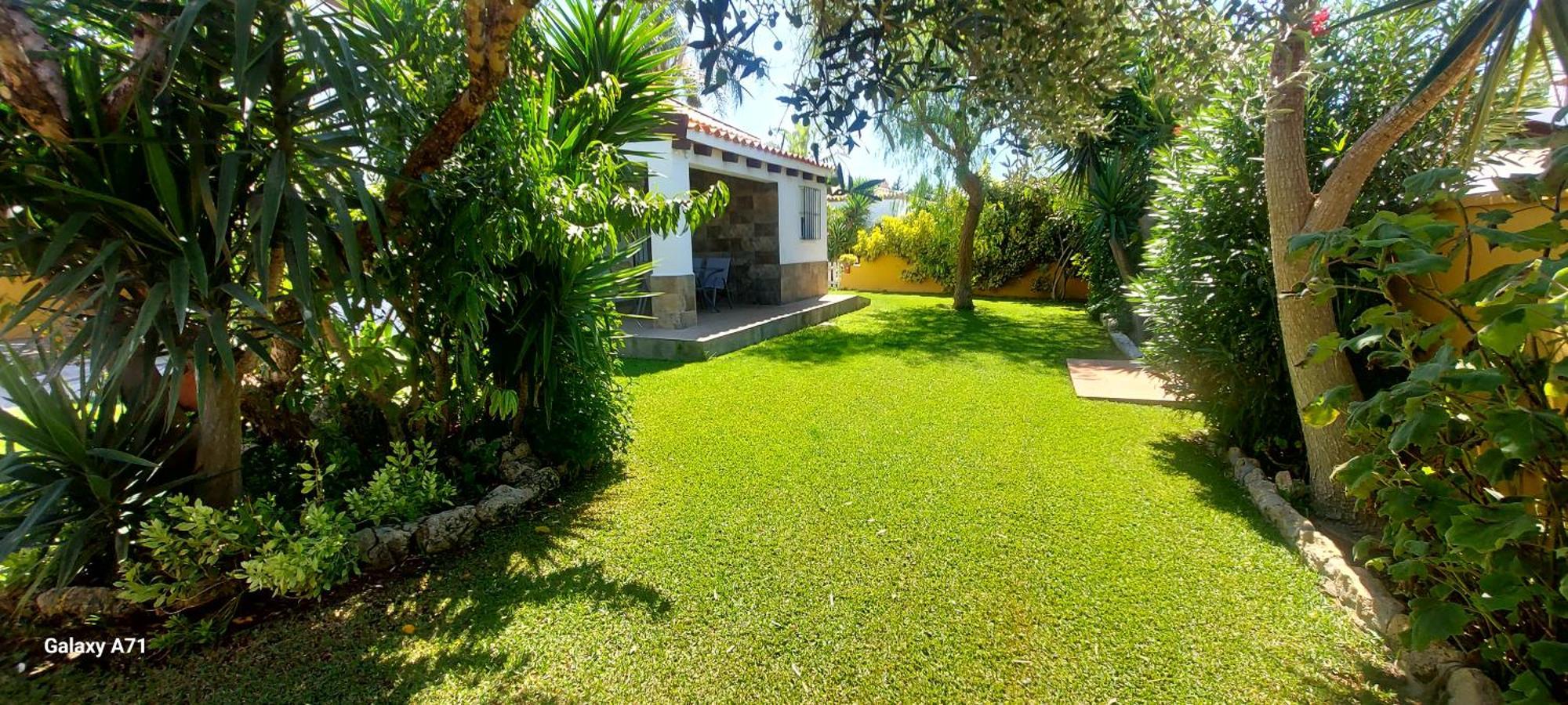 La Huerta 2 Amplios Jardines Barbacoa Y Wifi Conil De La Frontera